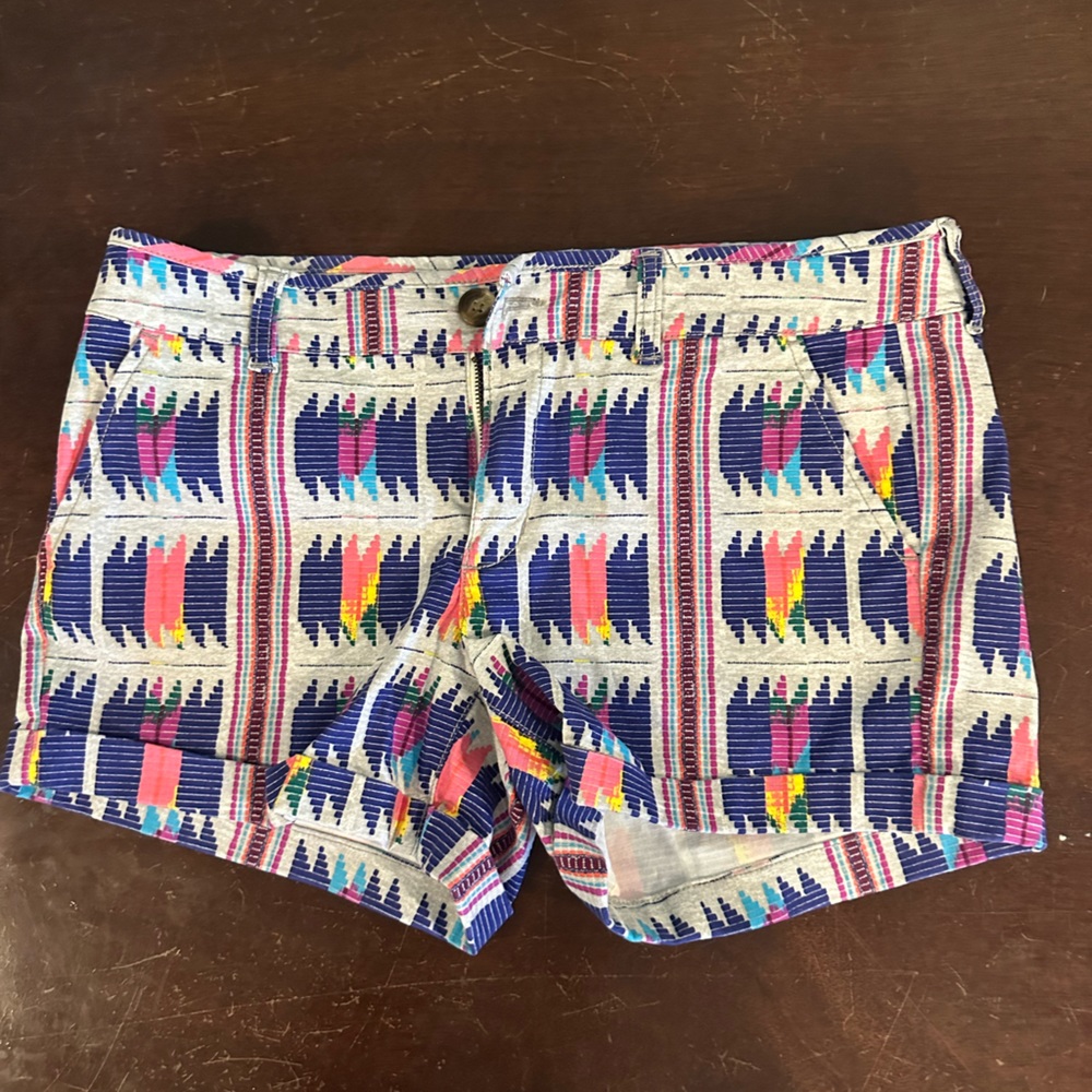 American Eagle Women’s Pattern Shorts size 10